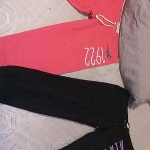Hollister joggers 10$